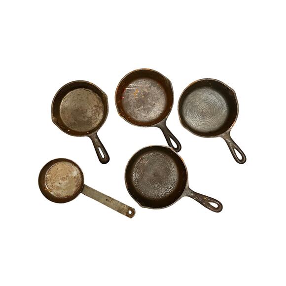 Vintage cast-iron pots five total used - Picture 1 of 3